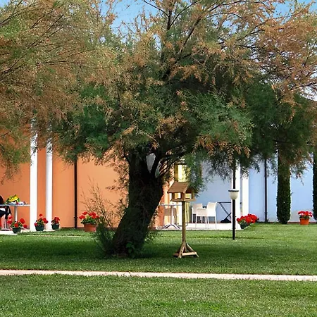 Club Village & Spiaggia Romea, *